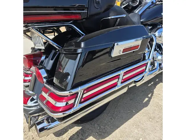 2012 Harley-Davidson FTD Electra Glide Ultra Limited in Street, Cruisers & Choppers in Brantford - Image 17