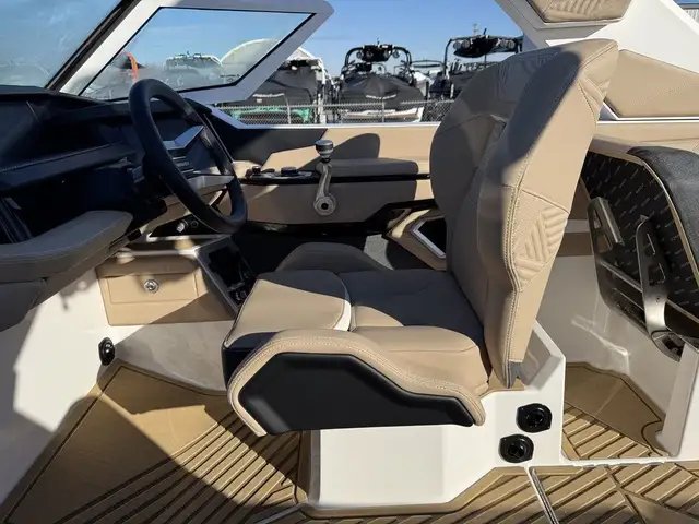 2025 Mastercraft XStar 23 in Powerboats & Motorboats in St. Albert - Image 18