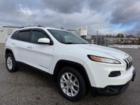 2016 JEEP CHEROKEE NORTH EDITION 4WD ONLY 151,493KM PHENOMENAL SHAPE ONLY $178.08 BI WEEKLY WITH $0... (image 7)