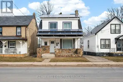 Welcome to this well-maintained two-storey home offering 4 spacious bedrooms and 2 full bathrooms, i...