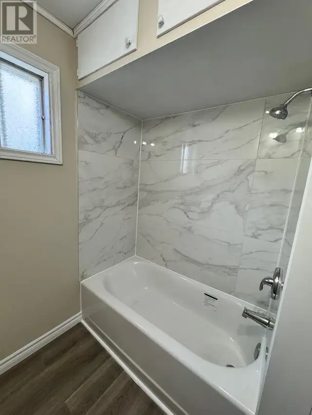 2 Bedroom Main Floor Unit – In-Unit Laundry – $1,650/month + Uti in Long Term Rentals in Sault Ste. Marie - Image 10