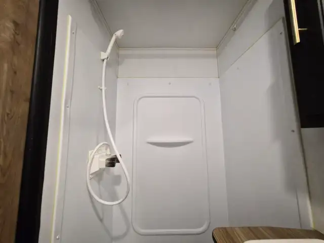 2022 Keystone Springdale Mini 1740RK in Travel Trailers & Campers in Ottawa - Image 30