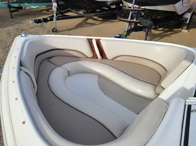 2008 Grew 188 BR in Powerboats & Motorboats in Saskatoon - Image 9