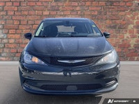 Come see this 2022 Chrysler Grand Caravan SXT while we still have it in stock! *This Chrysler Grand... (image 6)