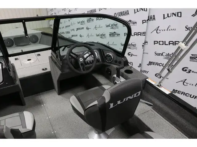 2024 Lund 1650 Angler Sport + MERCURY 60 HP & Remorque in Powerboats & Motorboats in Laurentides - Image 12