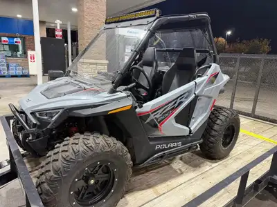 APPLY NOW: https://www.ridecollective.ca/get-pre-approved 2024 POLARIS RZR200 • Youth-friendly engin...