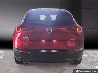 2025 Mazda CX-30 Le 2025 Mazda CX-30 GS combine élégance et performance dans un design compact et mo... (image 3)