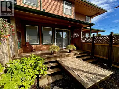 Welcome to Eagleview Manor, nestled in the heart of sunny Ucluelet and within walking distance to sc...