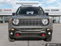 Clean Carfax | One Owner | Like NEW and ULTRA LOW MILEAGE! The 2022 Jeep Renegade Trailhawk in stunn... (image 8)