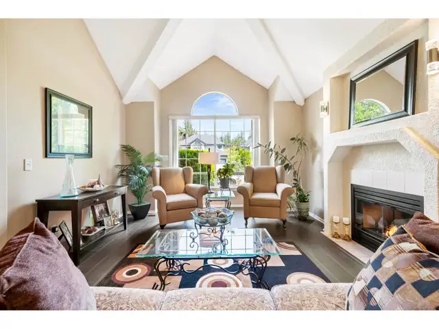 10931 161A STREET Surrey, British Columbia63235527665795121