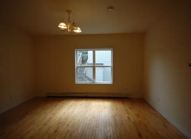 4 Bedroom 2 Bath Apartment West End Halifax September 2025 in Long Term Rentals in City of Halifax - Image 19