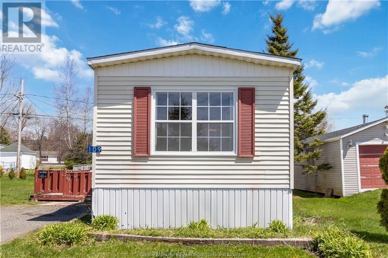 109 Biddington AVE Lakeville, New Brunswick Houses for Sale Moncton