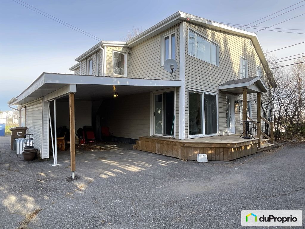 $239,999 - Duplex for sale in St-Felicien — photo 2