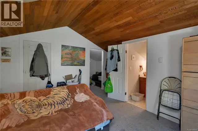 1376 Hooley Rd Quadra Island, British Columbia in Houses for Sale in Campbell River - Image 24