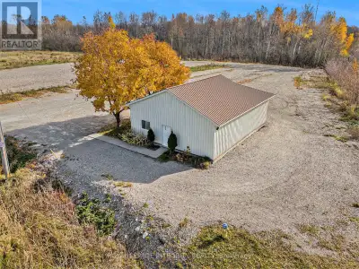 Incredible opportunity to operate your business at this great location. Located only a 1 minute driv...