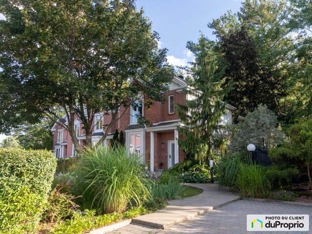$599,900 - 2 Storey for sale in St-Jean-sur-Richelieu (St-Luc) — photo 1