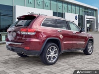 This Jeep Grand Cherokee WK boasts a Regular Unleaded V-6 3.6 L/220 engine powering this Automatic t... (image 6)