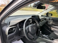 WAS: $27895 NOW: $25888 plus taxes and licensing fees?? Rare Find! 2022 Toyota C-HR Limited – Magnet... (image 4)