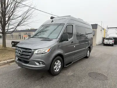 2023 Roadtrek Agile SS The Ultimate Compact Luxury Van Mercedes-Benz Diesel One Owner 36,882 KM Lith...