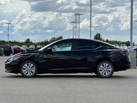 HEATED FRONT SEATS, LANE DEPARTURE WARNING, REAR COLLISION MITIGATION, CRUISE CONTROL, BLIND SPOT MO... (image 6)