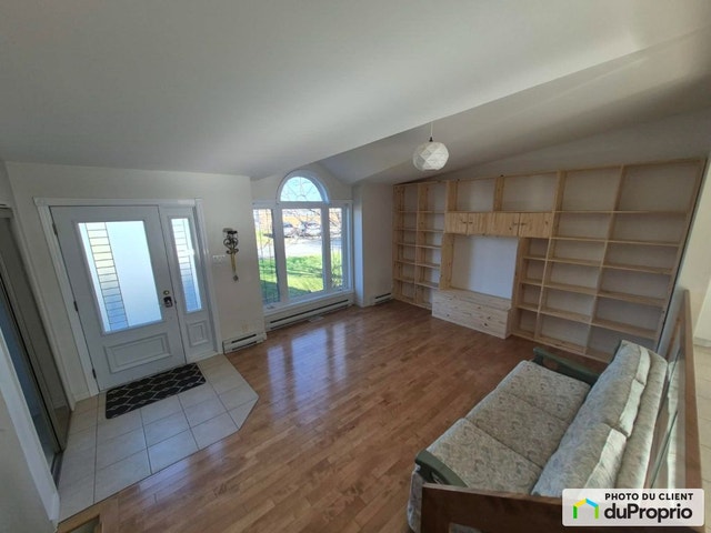 $399,000 - Bungalow for sale in New Richmond — photo 3