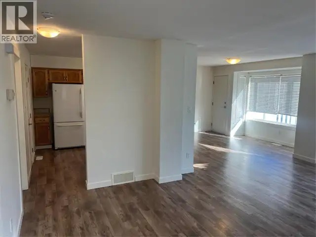 1458 PENTICTON Avenue Unit# 161 Penticton, British Columbia in Condos for Sale in Penticton - Image 3