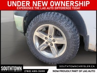 2012 Ram 1500 ST Experience the Ram 1500 ST with only 179258 km on the odometer. Finished in a sleek... (image 6)