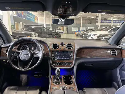 2019 Bentley Bentayga V8 AWD | NO LUX TAX | NIGHT VISION | HEADS, View more