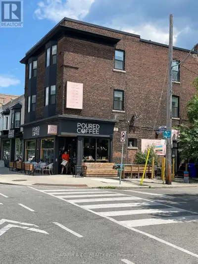 2 - 79 CEDARVALE AVENUE Toronto (East End-Danforth), Ontario