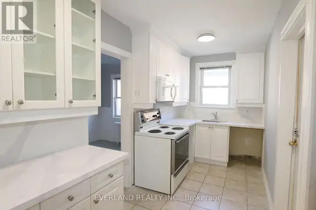 202 - 1753 BAYVIEW AVENUE Toronto (Leaside), Ontario in Long Term Rentals in City of Toronto - Image 27