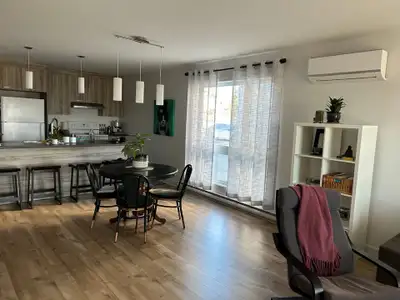 4 1/2 Waterloo - Immeuble récent - 1er juillet