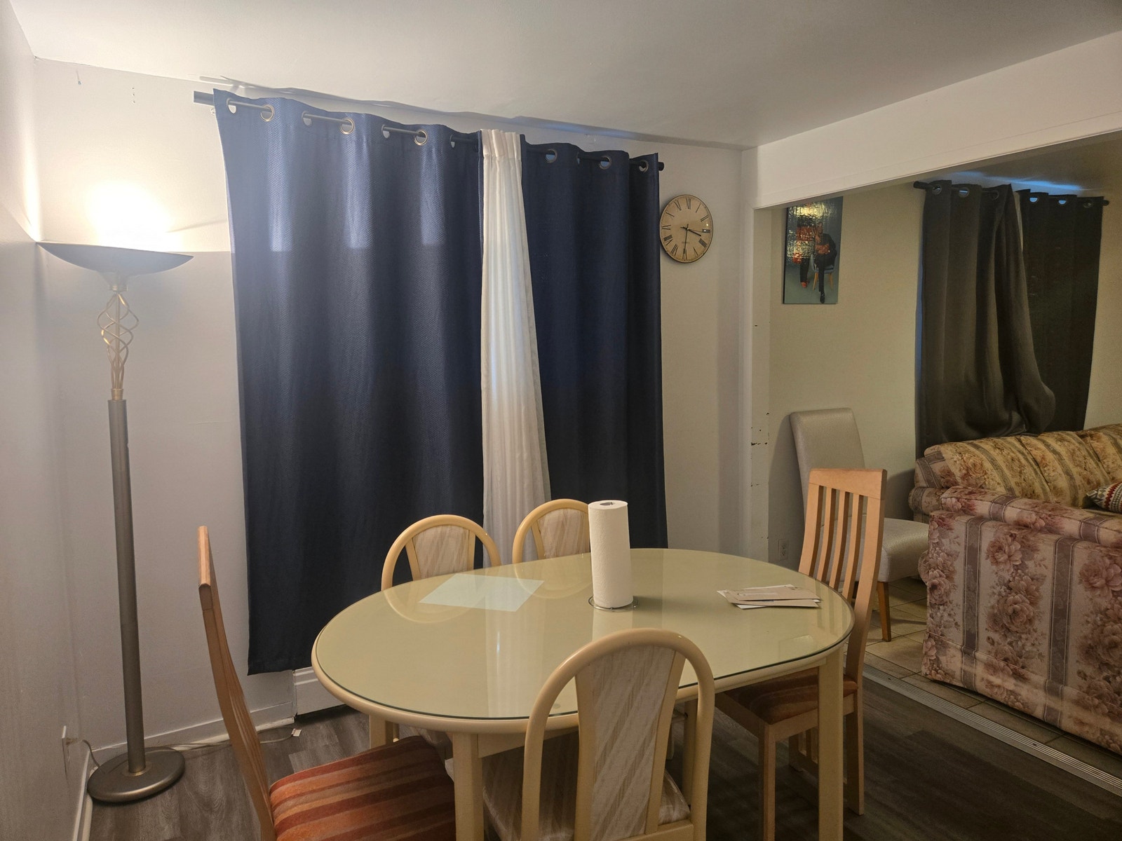 2 CH - 1 SDB - Québec - $1,197 /mo — photo 2