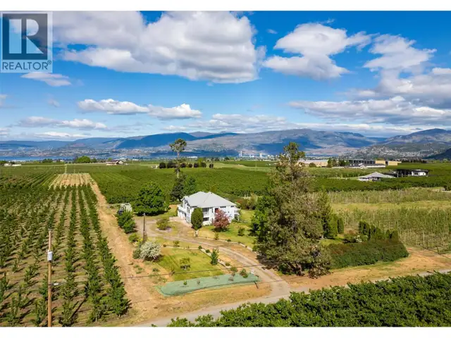 3520 Fitzgerald Road Kelowna, British Columbia in Houses for Sale in Penticton - Image 3