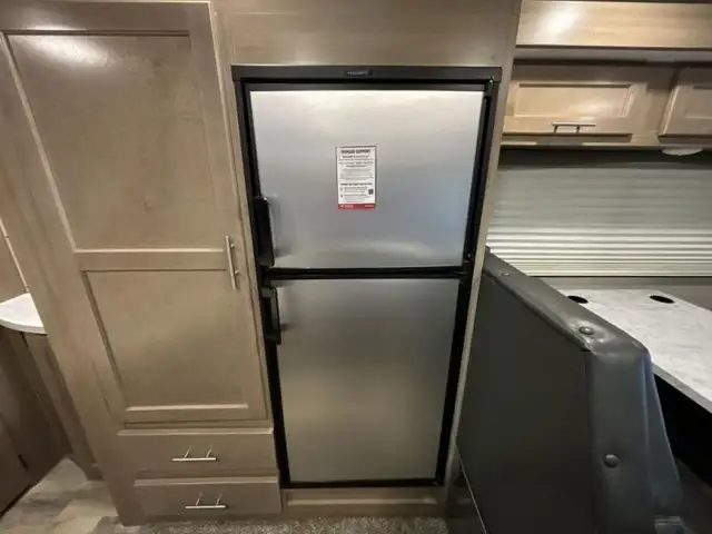 2024 Adventurer LP Class C Adventurer 24DS in RVs & Motorhomes in Abbotsford - Image 27
