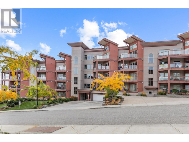 3220 Skyview Lane Unit# 301 West Kelowna, British Columbia in Houses for Sale in Penticton - Image 3