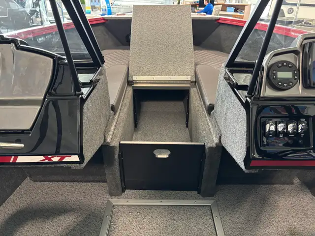 2026 Legend 17 XT Sport Package in Powerboats & Motorboats in Sudbury - Image 21