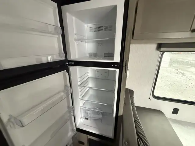 2026 Sunset Park RV Sunlite Limited 21DB in Travel Trailers & Campers in Longueuil / South Shore - Image 10