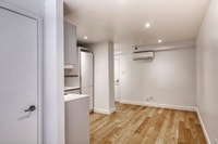 Renovated Akelius studio apartment for rent. Located near Saint-Laurent in the Plateau Mont-Royal ne... (image 4)