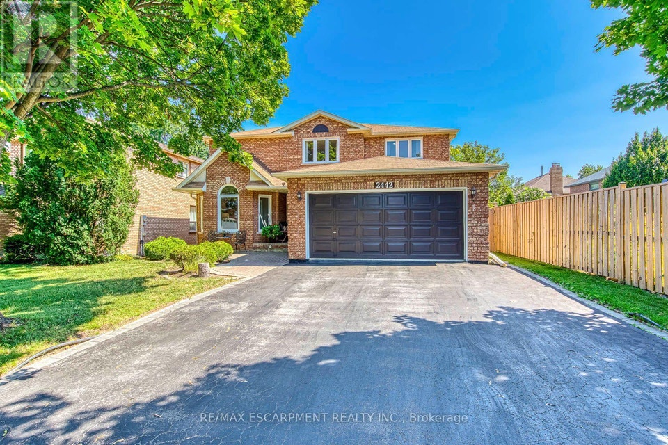 2442 WYNTEN WAY Oakville (CV Clearview), Ontario