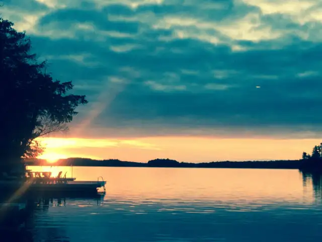 Muskoka Lake Rosseau Cottage-Boathouse for rent- in Ontario in Canada - Image 4