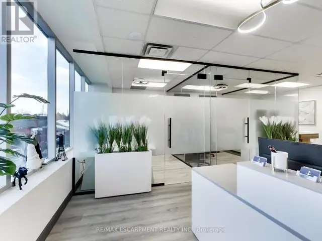 104 - 1100 SOUTH SERVICE ROAD Hamilton (Stoney Creek Industrial) in Commercial & Office Space for Sale in Hamilton - Image 7