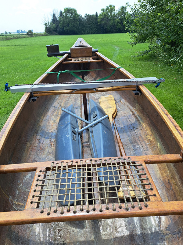 16' cedar Canoe w/trailer, Open to Trades in Canoes, Kayaks & Paddles in London - Image 3