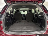 Crowfoot Hyundai, AMVIC Licensed Dealer Mileage: 85,183 km History: No accidents Experience the ulti... (image 5)