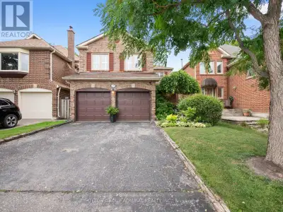 Welcome to 19 Jessica Gardens, a beautifully maintained, move-in ready family home in one of Thornhi...