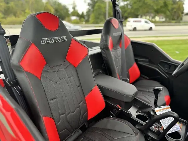 2025 POLARIS GENERAL 1000 XP PREMIUM (FINANCING AVAILABLE) in ATVs in Strathcona County - Image 10