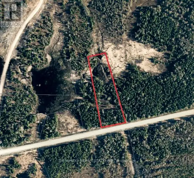 PCL 48 54M346 SEC AIRPORT ROAD Kirkland Lake (KL & Area), Ontari in Land for Sale in Timmins - Image 2