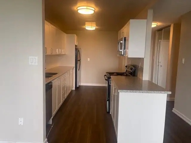 3 Bedroom Renovated Unit Available 4