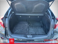 LIMITED Engine: 4 Cylinder Engine 2.0L L/100Km City: 8.7 L/100Km Hwy: 7.5 Safety Equipment Electroni... (image 5)