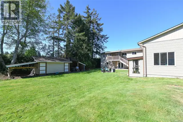 1804 Little River Rd Comox, British Columbia in Houses for Sale in Comox / Courtenay / Cumberland - Image 12
