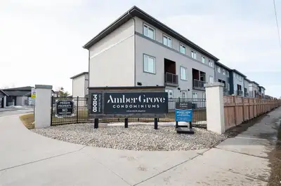 4F//Winnipeg/Welcome to Amber Grove, a stunning collection of townhome designs located in the desira...